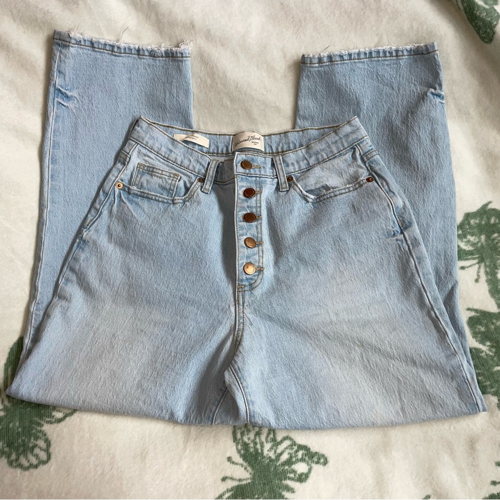 Universal Thread vintage straight leg jeans size 8